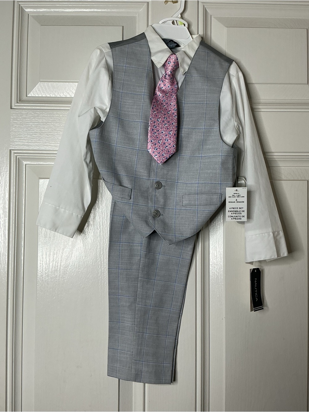 Nautica Light Gray Plaid Vest & Pants with Pink Tie - Picture 1 of 3